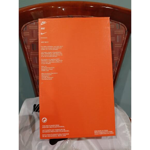 New Men's 9.5 Nike TJ Triple Jump Elite 2 Track Shoes White Black Spikes - Picture 10 of 10